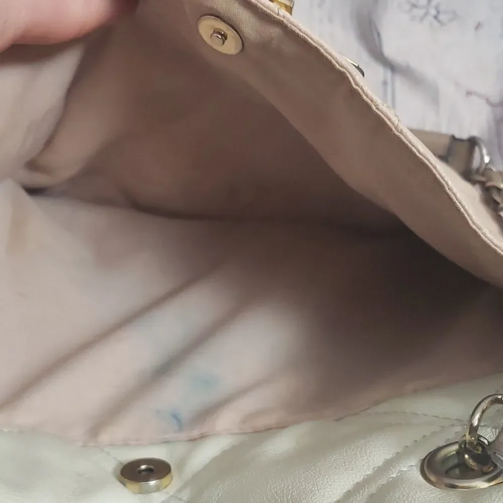 Apt. 9 Bag‎